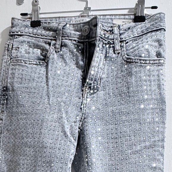 Never worn - Picture 1 of 6